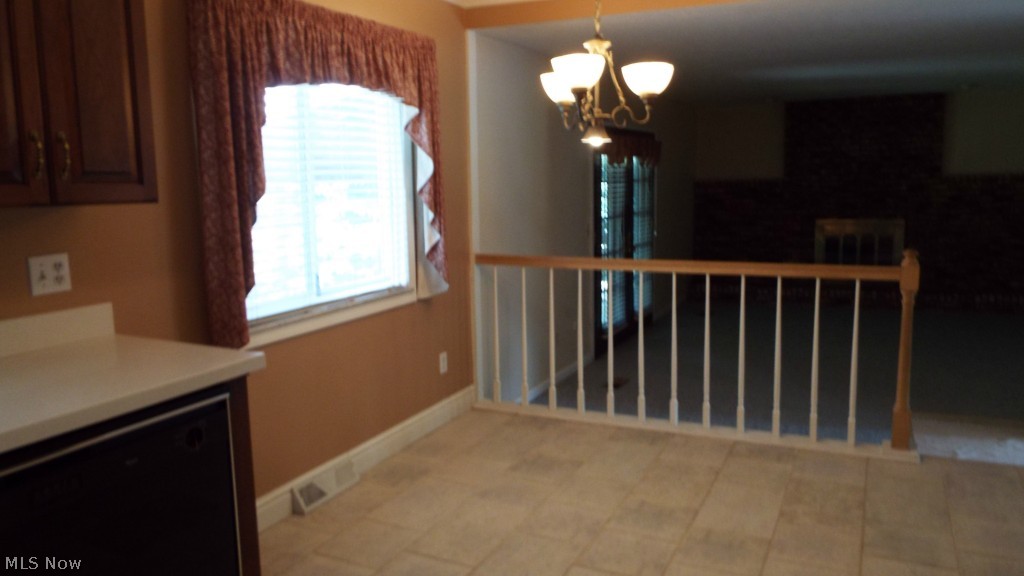 Royal Akins - Residential