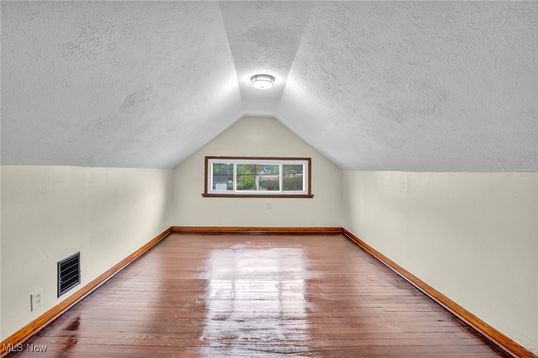 2884 Noble Road, Cleveland Heights, Ohio image 36