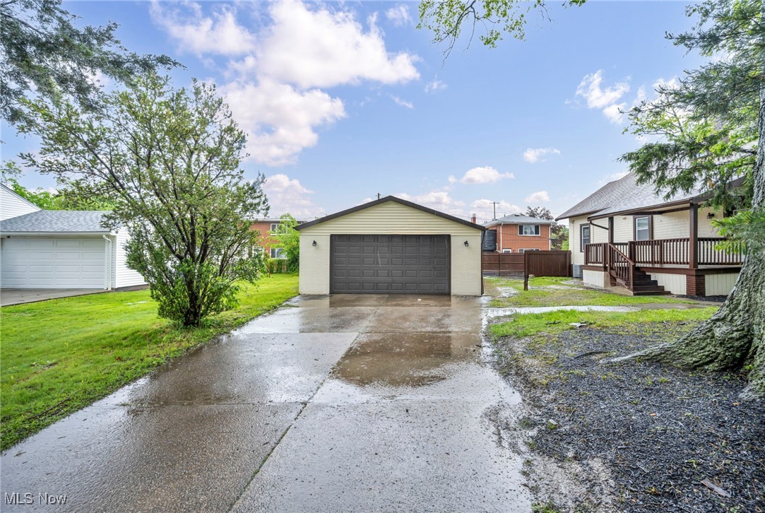 2884 Noble Road, Cleveland Heights, Ohio image 47