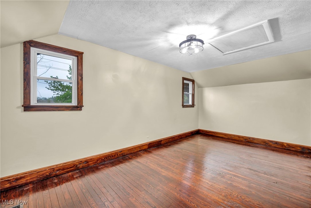 2884 Noble Road, Cleveland Heights, Ohio image 38