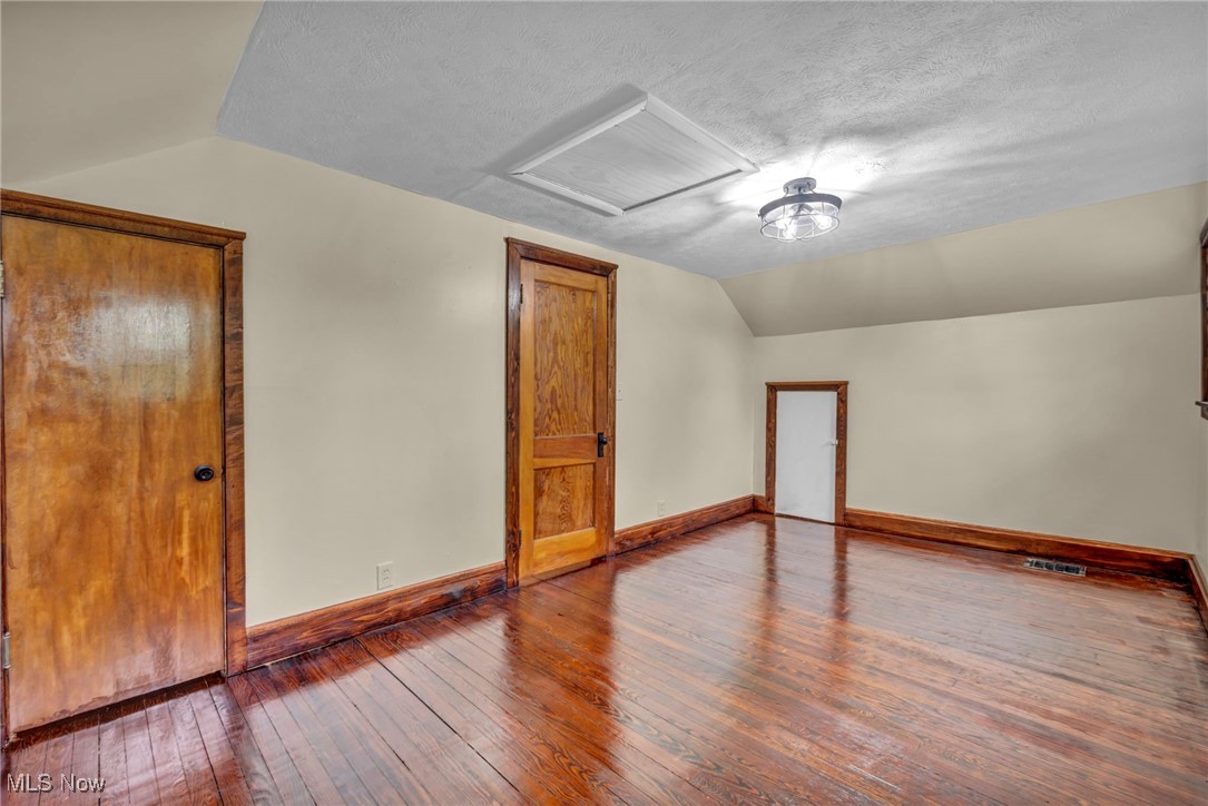 2884 Noble Road, Cleveland Heights, Ohio image 39