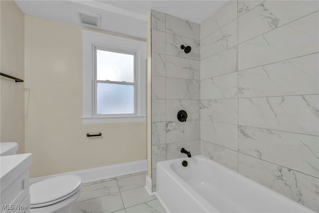 2884 Noble Road, Cleveland Heights, Ohio image 9