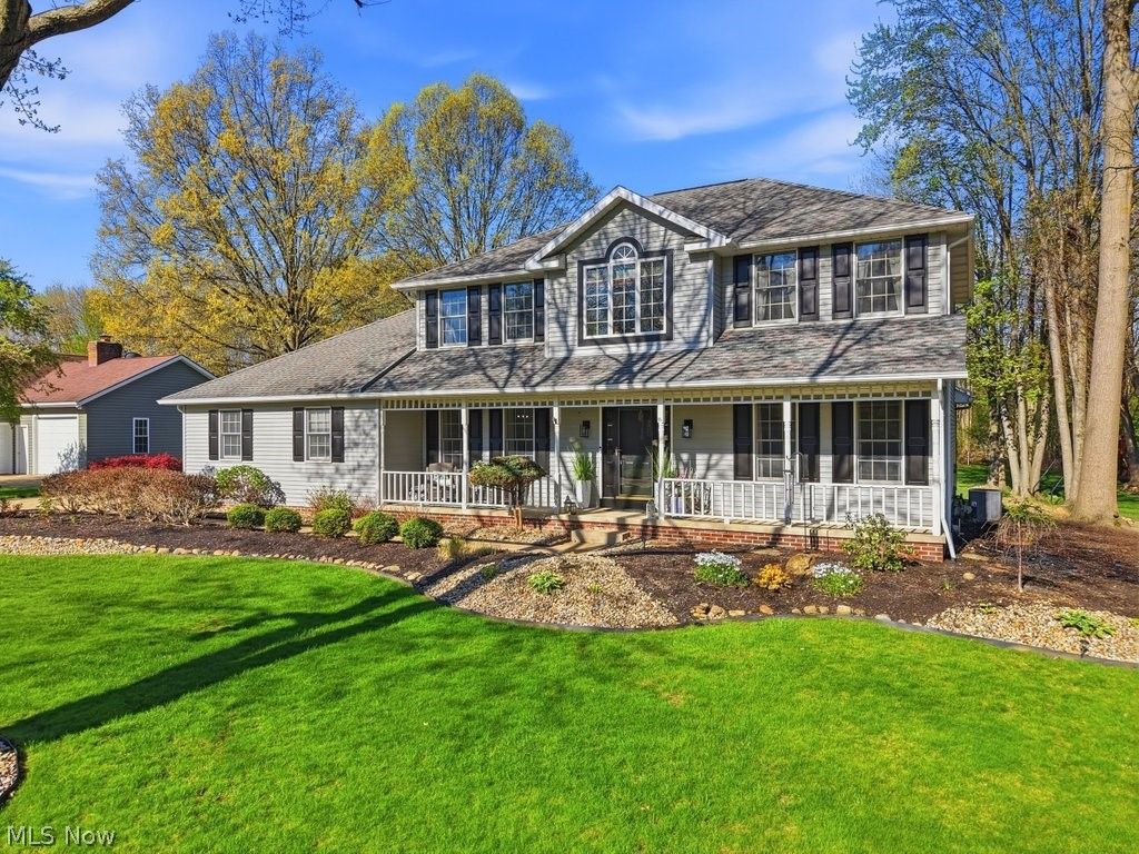 Photo of 3606 Avanti Lane, Uniontown, OH 44685 (MLS # 5202346)