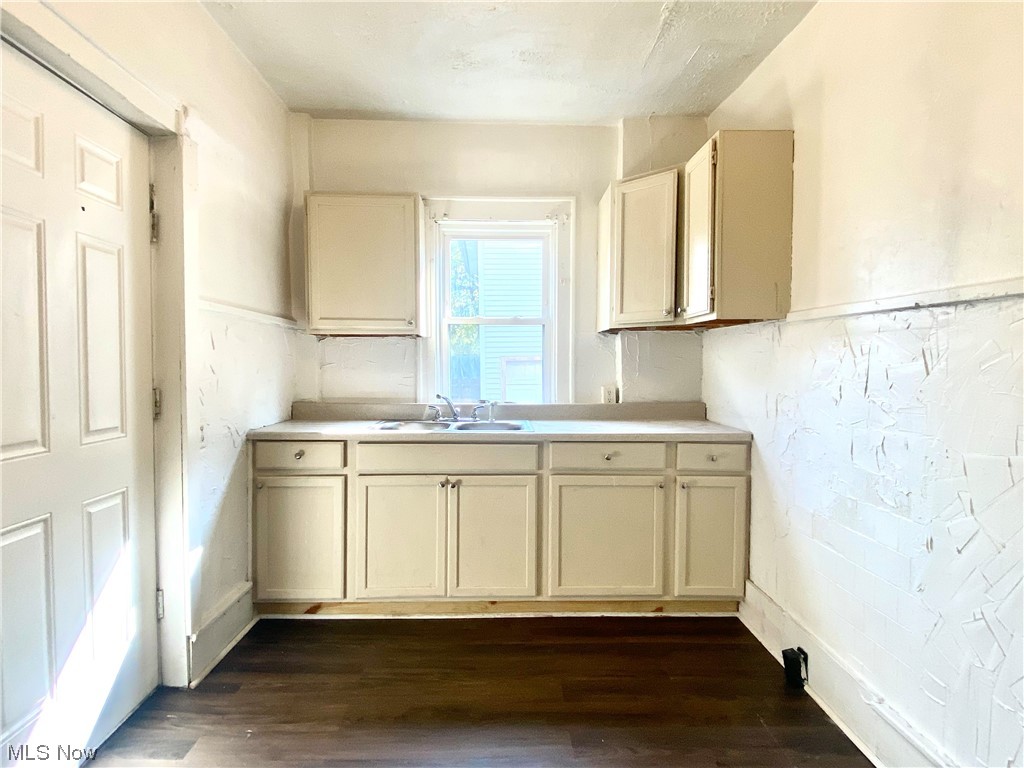 George P Hunters Add/West War - Residential Income