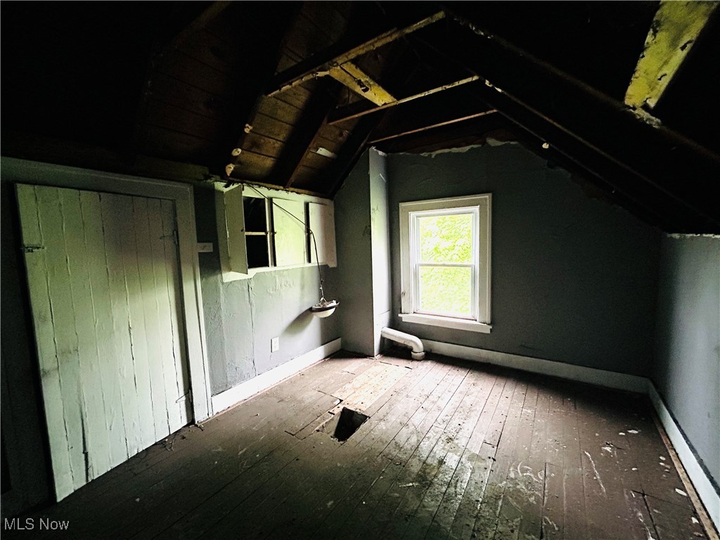 Cais Realty Cos Miles-Corlett - Residential