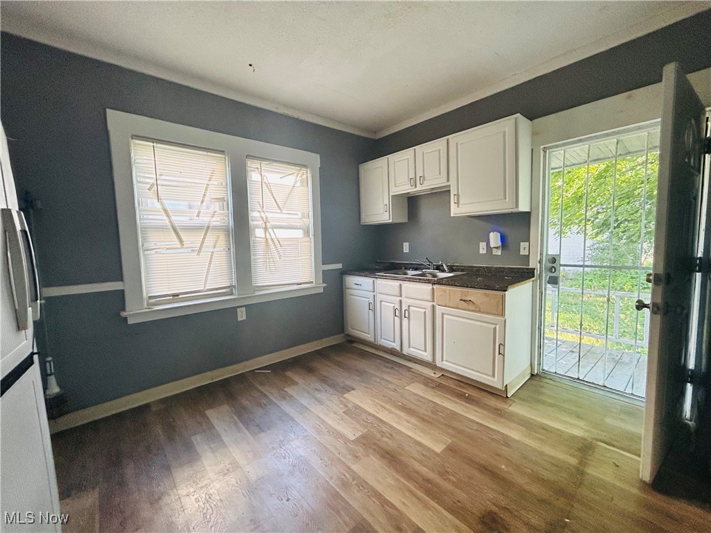 Cais Realty Cos Miles-Corlett - Residential