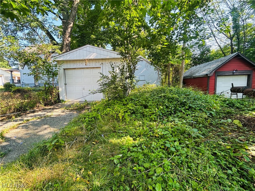 Cais Realty Cos Miles-Corlett - Residential