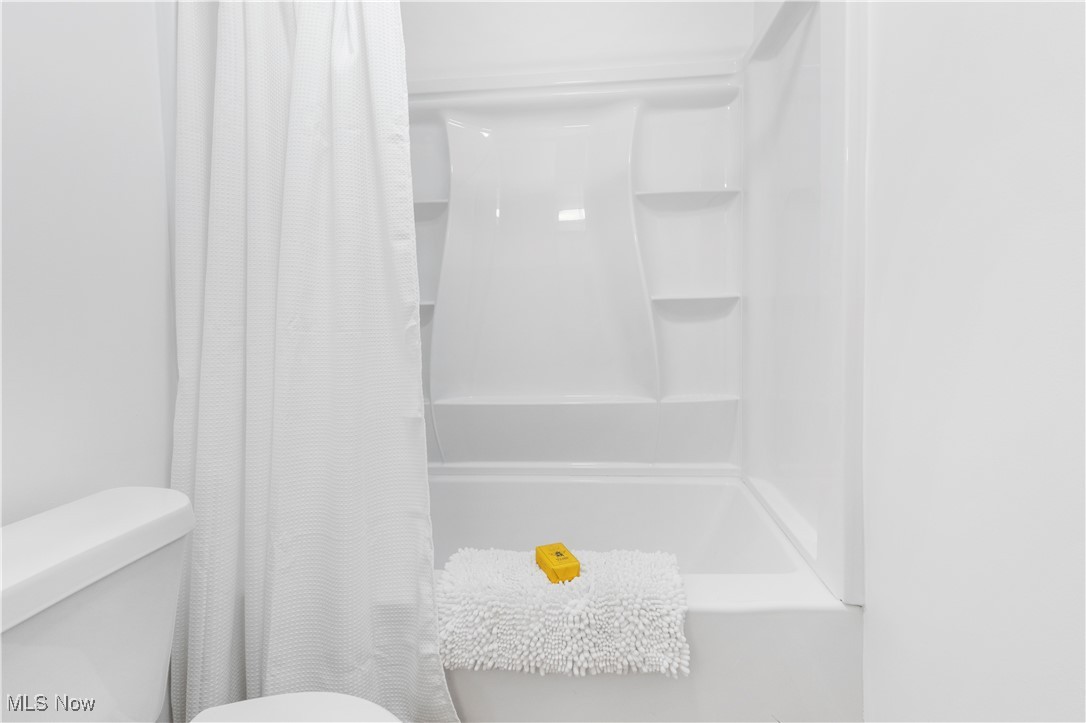 Ramblewood Condo - Residential