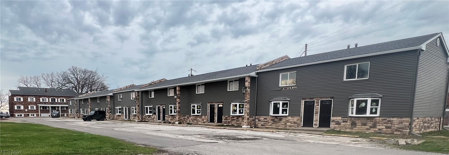 Cambridge Harbour House Condo - Residential