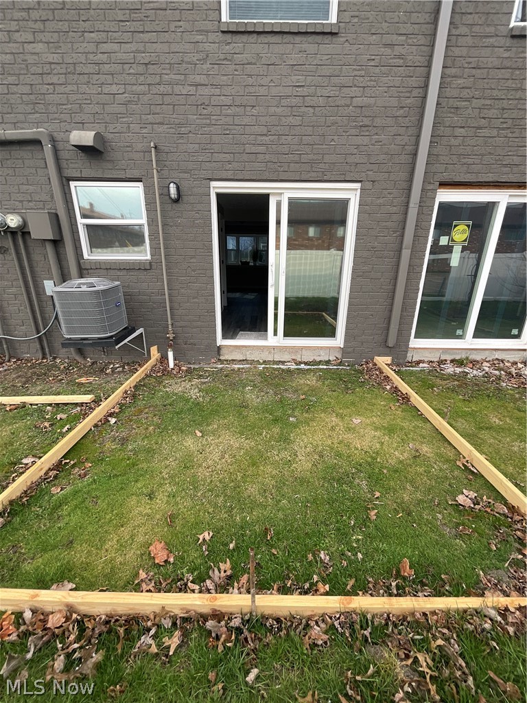 Cambridge Harbour House Condo - Residential