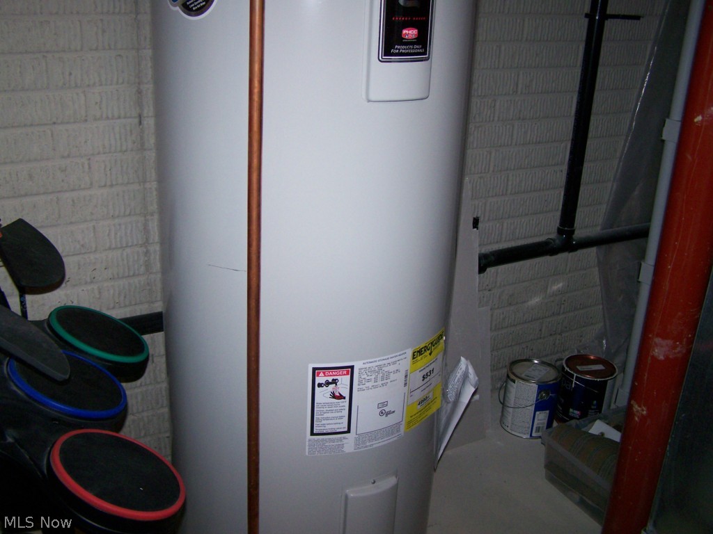 Boulder Estates - Residential Lease