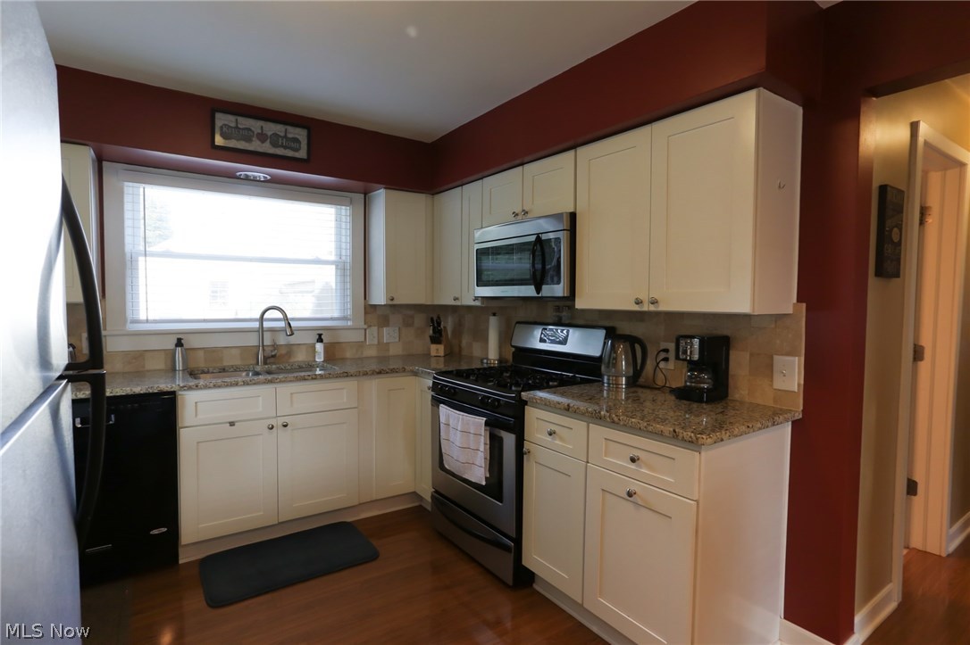 Akron Gardens - Residential