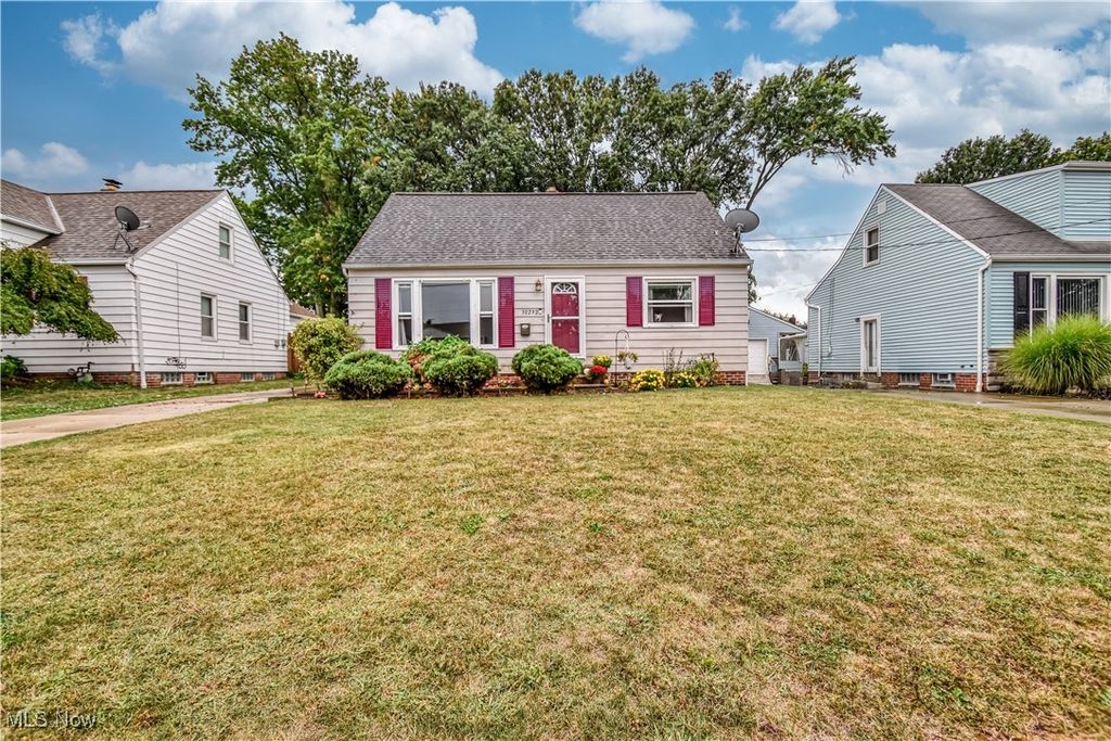 Photo of 30232 Forestgrove Road, Willowick, OH 44095 (MLS # 5173933)