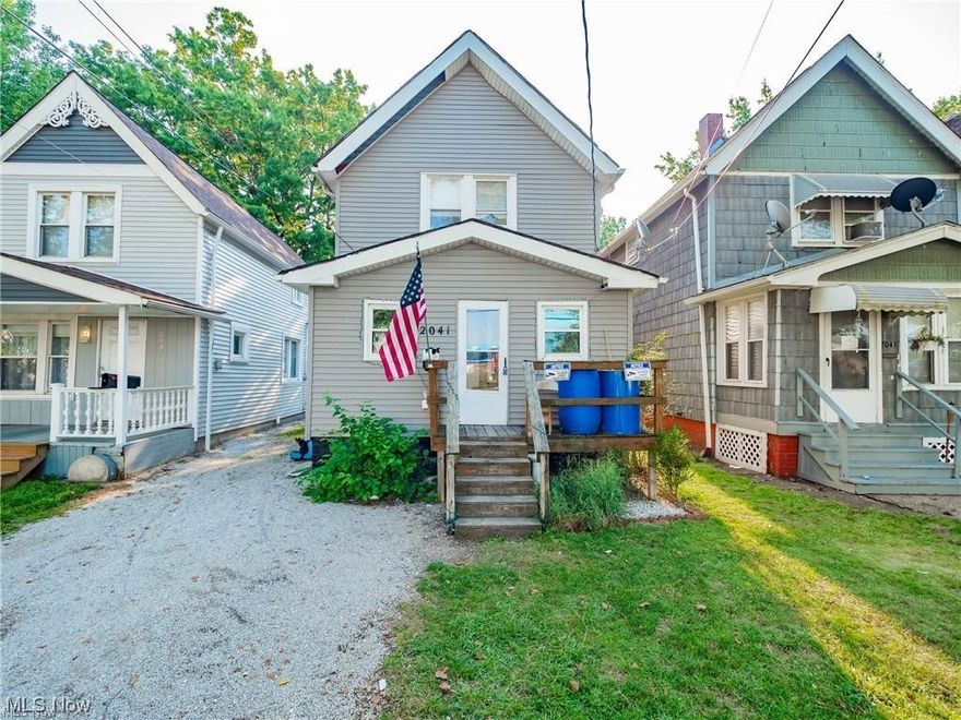 Howdy, investors! It’s time to go WEST: West 106th Street, that is! That’s right: 2041 West 106th is on the market and ready for you to come and make it your own. Nestled in a cozy corridor near the Lakewood border right across the street from an Amazon packing facility, this captivating colonial boasts two bedrooms, one bathroom, a newer roof, newer windows, updated electrical work, and a kaleidoscope of additional features. There's a wonderful walk-up front porch; there's a radiant living room and a spacious kitchen. Add in two bedrooms, one bathroom, and a large basement, and there's only one thing to ask:  When are you submitting your offer?