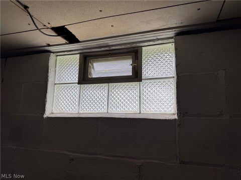 Tiny photo for 582 Robinette Court, Akron, OH 44310 (MLS # 5221678)