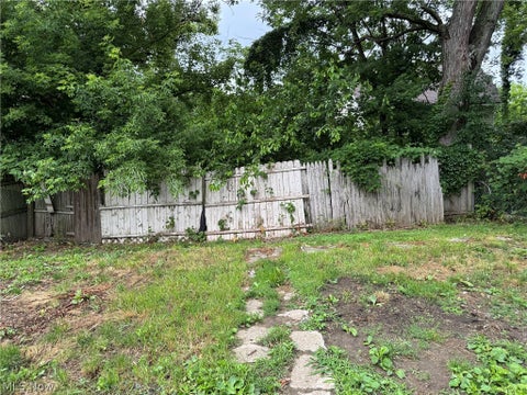 Tiny photo for 582 Robinette Court, Akron, OH 44310 (MLS # 5221678)