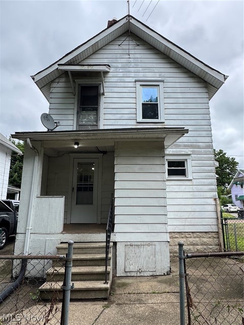 Tiny photo for 582 Robinette Court, Akron, OH 44310 (MLS # 5221678)