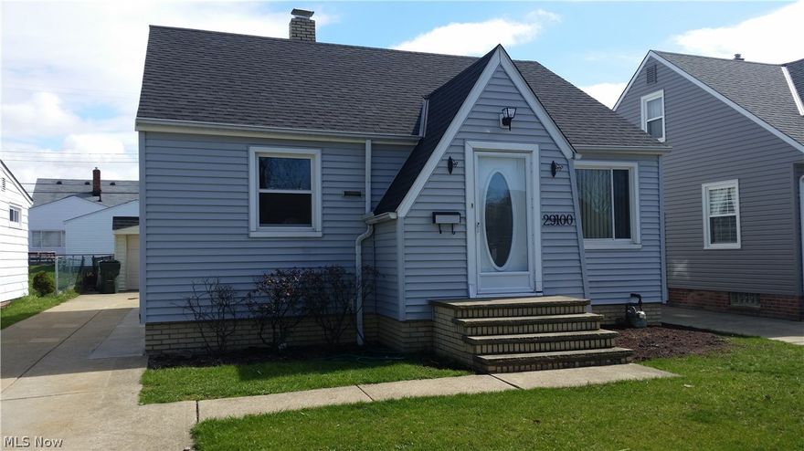 WOW, THIS HOME HAS BEEN REMODELED THROUGHOUT & READY FOR YOUR FURNITURE.  NEW WINDOWS INSTALLED 2013, NEW ROOF 2012, NEW 95% EFF. FURNACE & A/C 2015, NEW BATH 2017, NEW KITCHEN 2017, NEW CARPET & PAINT 2017, WATERPROOFED BASEMENT - 2 SIDES/ 1/2 FRONT 2017, 1/2 FRONT 2014, BACK 2002.  A MUST SEE HOME. NEW SIDING AND ROOF ON GARAGE.