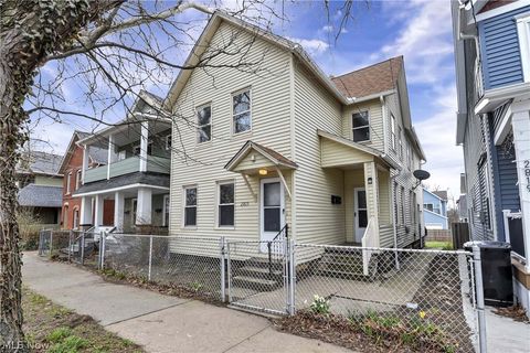 2815 Monroe Avenue Cleveland OH 44113