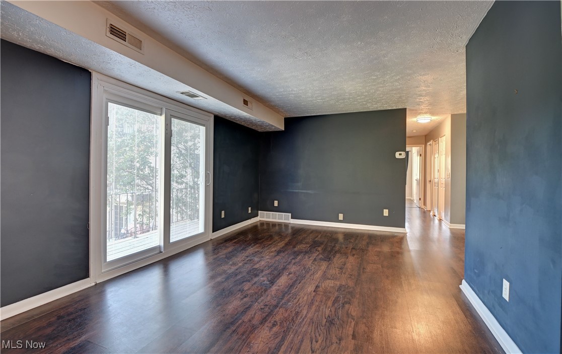 Rolling Meadows Condo - Residential