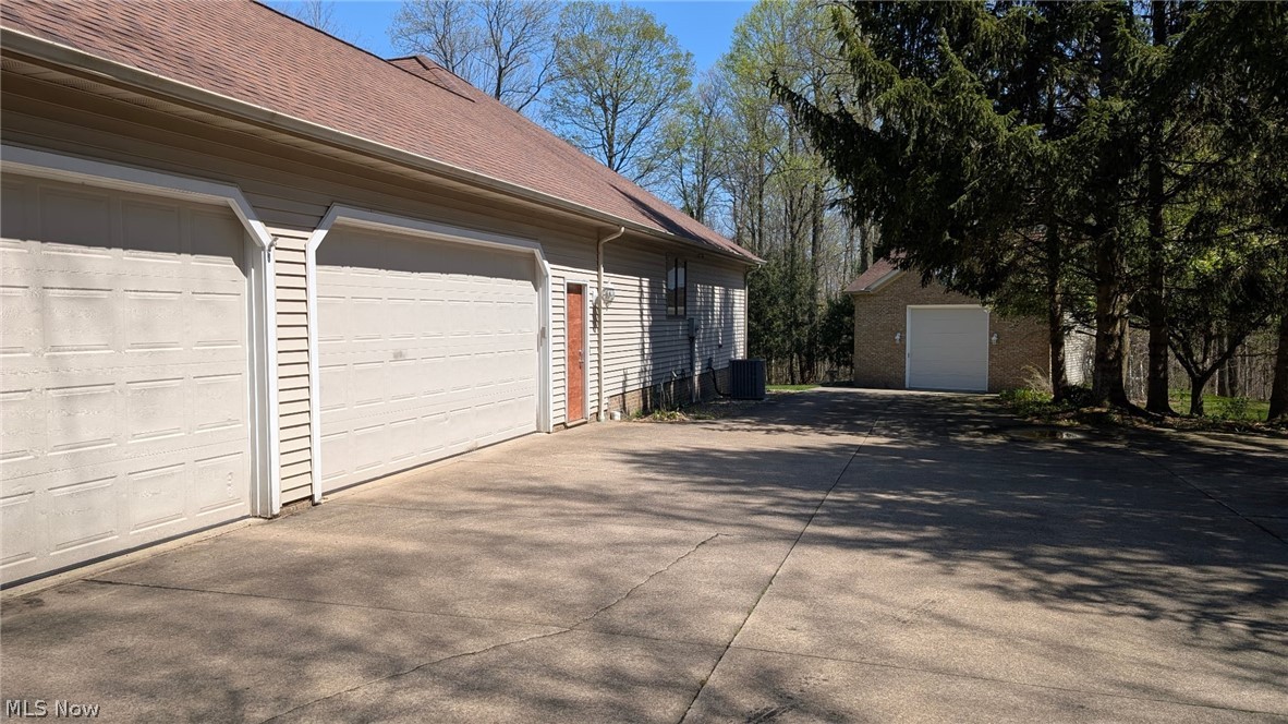 9855 Breckenridge Drive