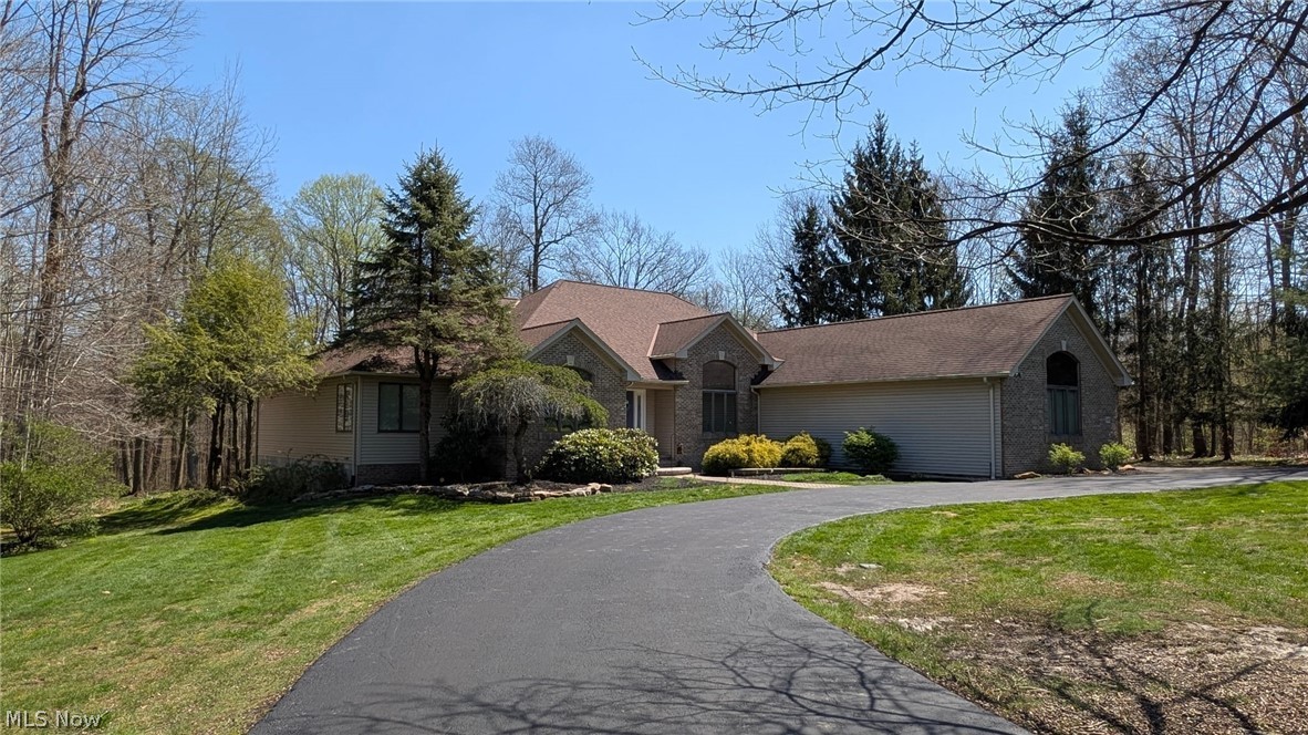 9855 Breckenridge Drive