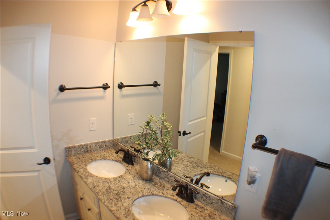 840 Sunrise Circle, Aurora, Ohio image 23