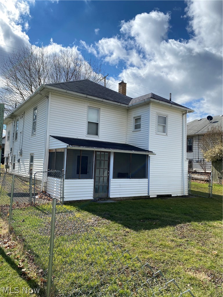 Struthers Add 05 - Residential Lease