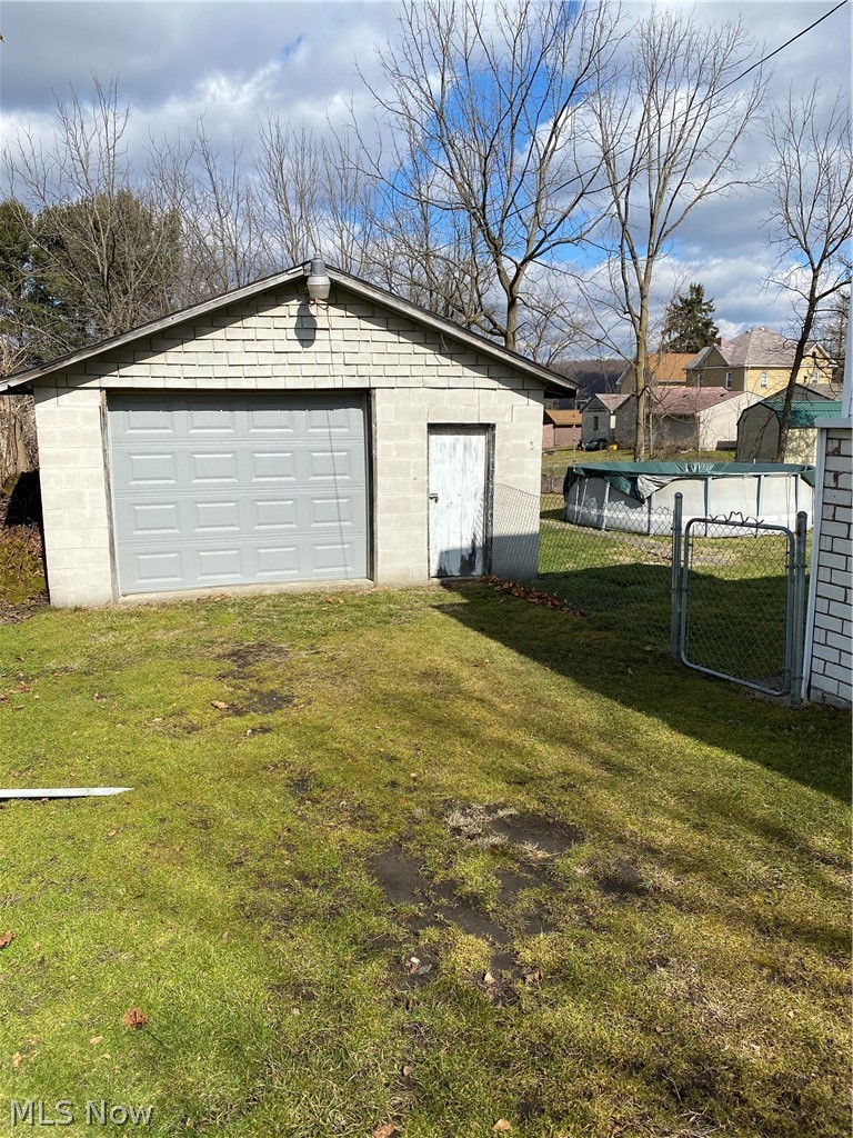 Struthers Add 05 - Residential Lease