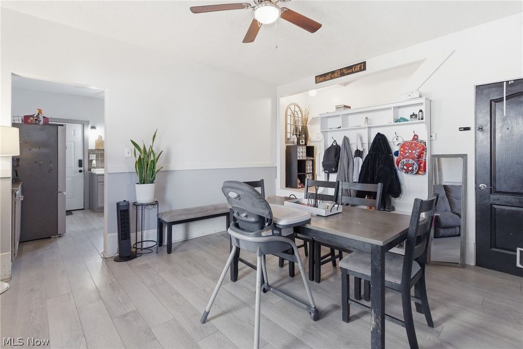 Photo of 504 Echo Avenue, Zanesville, OH 43701 (MLS # 5203256)