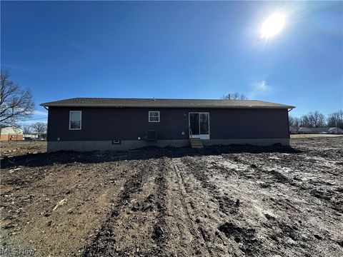 Tiny photo for 32 Maranatha Drive, Youngstown, OH 44505 (MLS # 5190031)