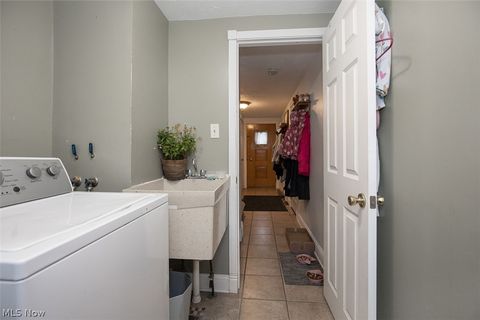 Tiny photo for 8493 Webster Road, Strongsville, OH 44136 (MLS # 5202945)