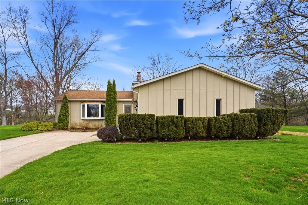 Photo of 3647 Carlisle Drive, Brunswick, OH 44212 (MLS # 5201167)