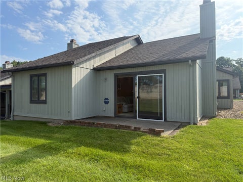 Tiny photo for 12272 Woodside Court #F18, Strongsville, OH 44136 (MLS # 5240219)