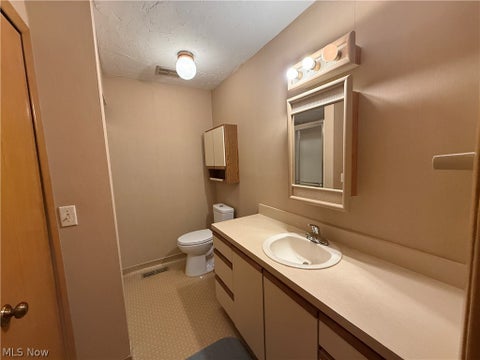 Tiny photo for 12272 Woodside Court #F18, Strongsville, OH 44136 (MLS # 5240219)