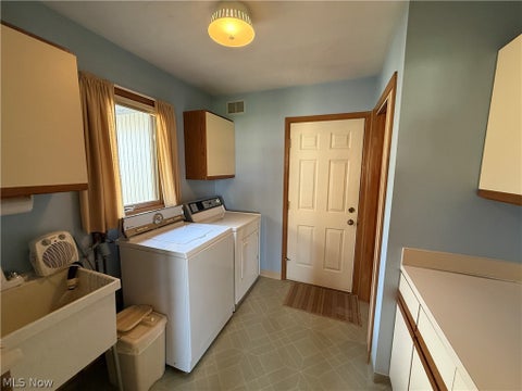 Tiny photo for 12272 Woodside Court #F18, Strongsville, OH 44136 (MLS # 5240219)