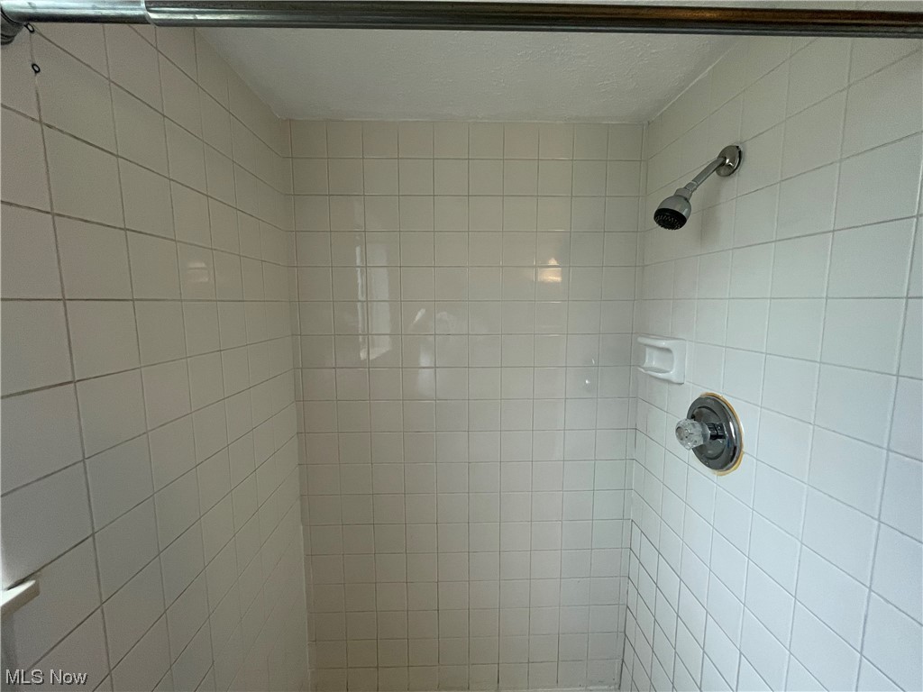 Gollin - Residential Lease