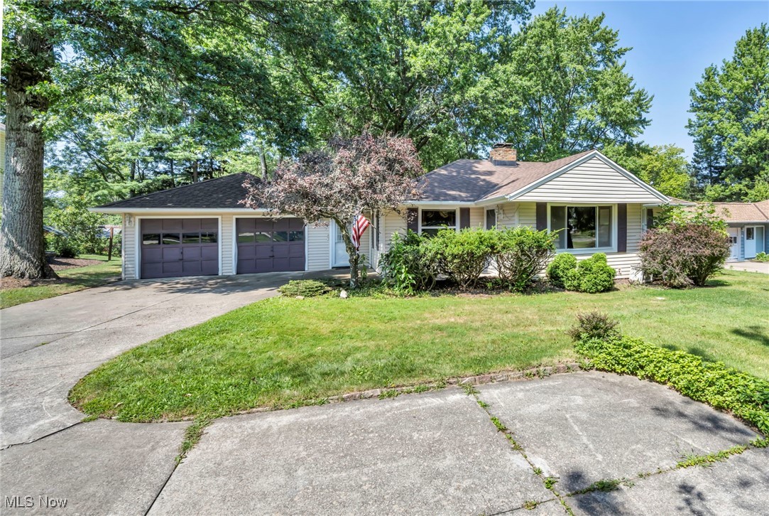 Welcome to this charming ranch in the heart of North Royalton! Featuring a spacious yard and updates to the roof and furnace within the past 10 years, this home offers peace of mind with its major systems already cared for. Inside, you’ll find a beautiful sunroom and a large living room, providing plenty of space for relaxing or entertaining. A convenient 2-car garage adds extra value and functionality. With so much potential, it’s a perfect opportunity to flip or customize into your dream home!