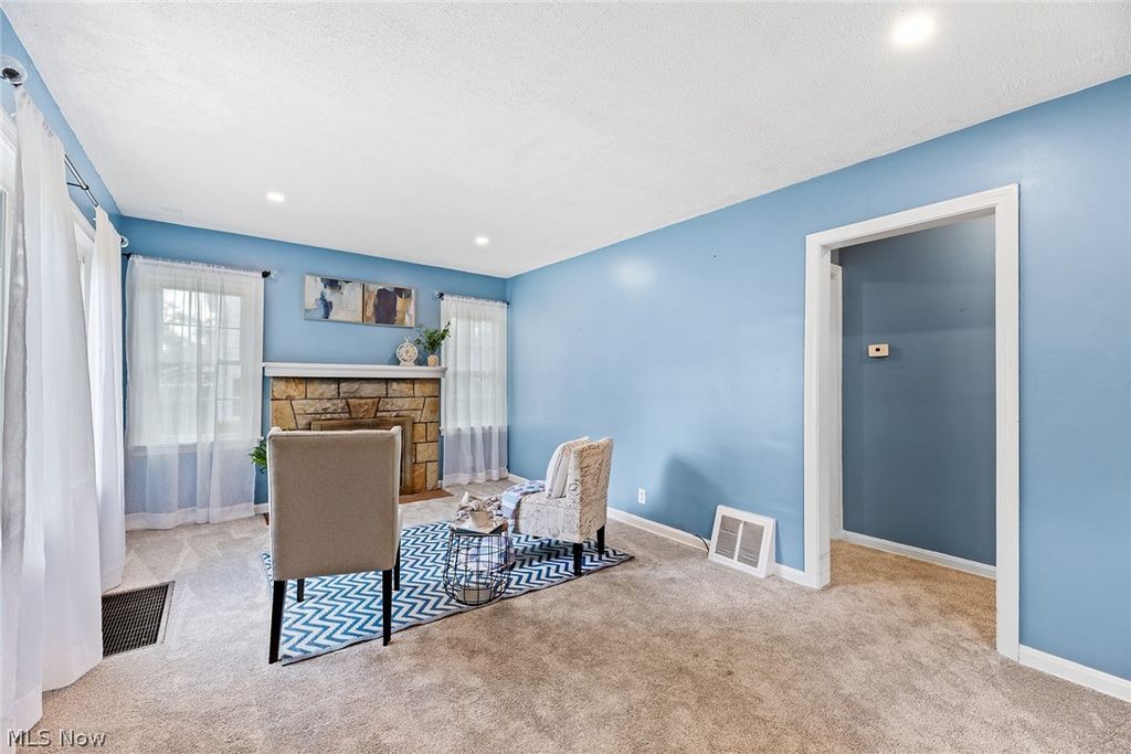 Photo of 2603 Graham Avenue, Akron, OH 44312 (MLS # 5205849)