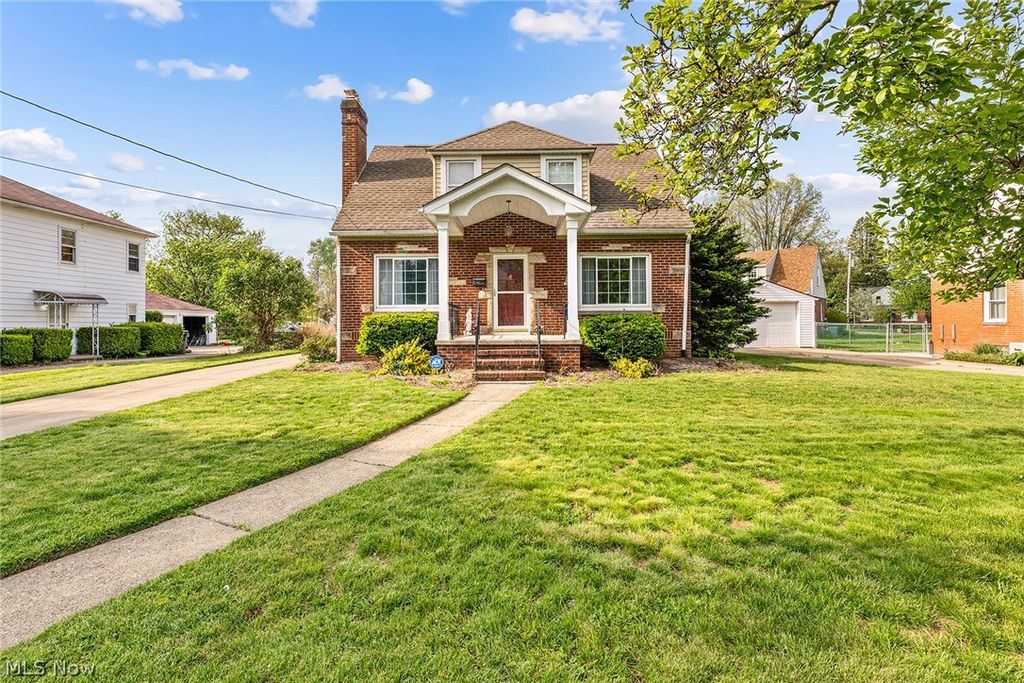 Photo of 2603 Graham Avenue, Akron, OH 44312 (MLS # 5205849)