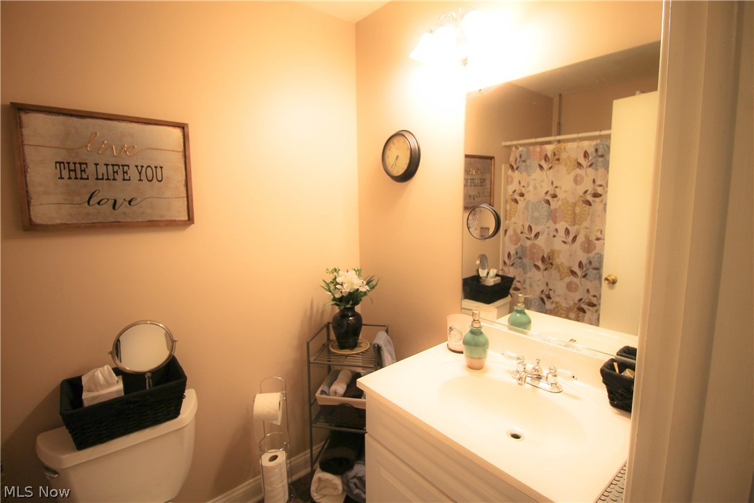 Royal Court Condo - Residential