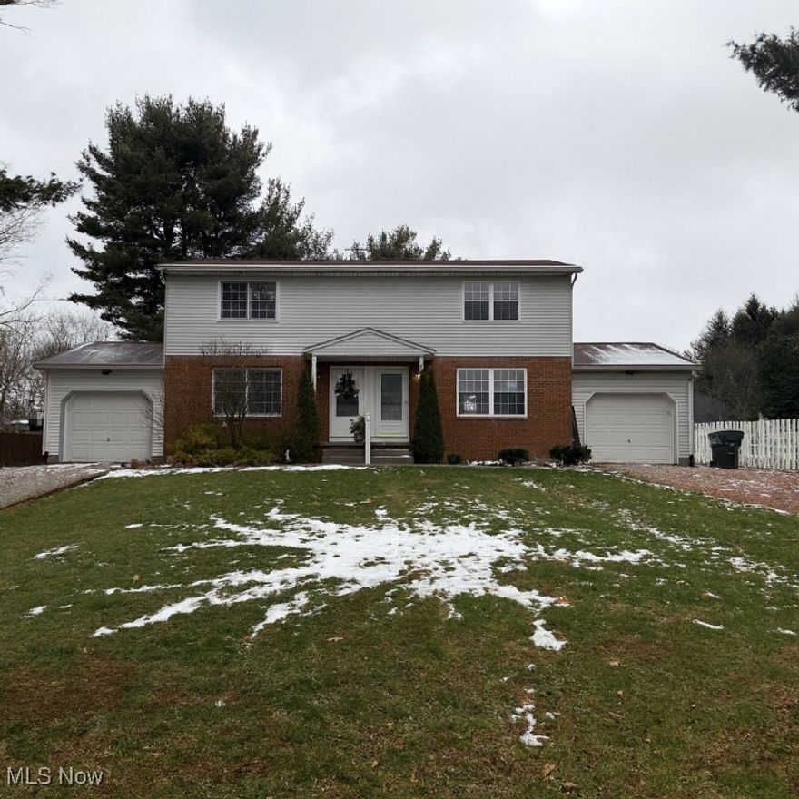 Now Available for Rent – 12827 Hometown Rd, Doylestown!

This well-maintained 2 bedroom, 1.5 bath duplex offers comfortable living in a peaceful country setting while still being just minutes from downtown Doylestown, Route 21, and local conveniences.

The main floor features a bright living room, a spacious eat-in kitchen with plenty of cabinet space, and a convenient half bath. Upstairs, you’ll find two nicely sized bedrooms with ample closet space and a full bathroom.

Additional highlights include in-unit laundry hookups, private entrance, a large shared yard, and garage with private parking. The home is clean, efficient, and move-in ready.

No pets, no smoking, and a background/credit check is required. Tenant pays utilities.

A great rental in a quiet location—schedule your showing today!