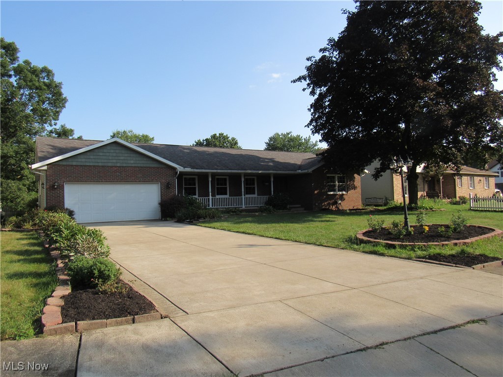 1120 Vincent Road, North Canton, Ohio image 2