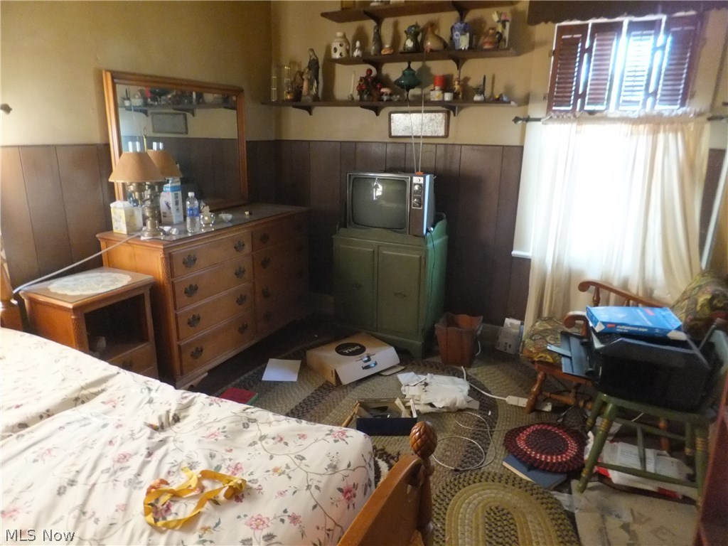 C & J Henritzes - Residential