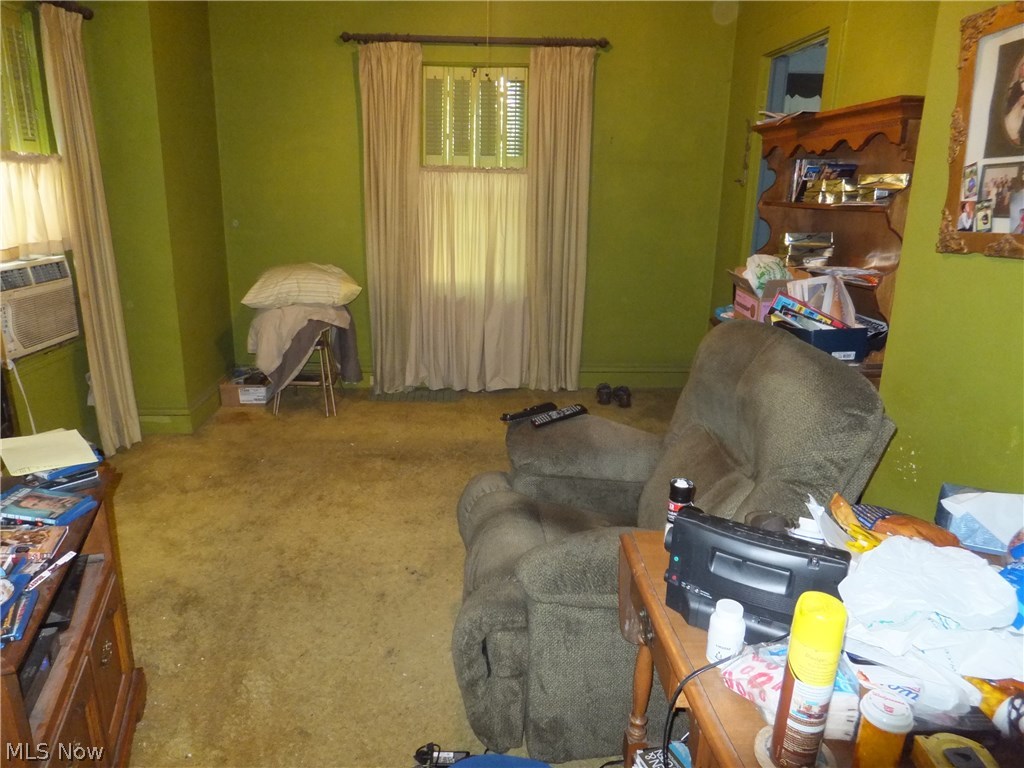 C & J Henritzes - Residential