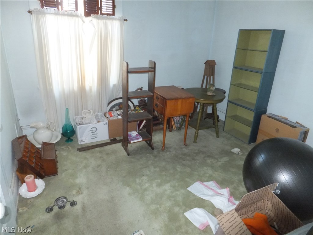 C & J Henritzes - Residential