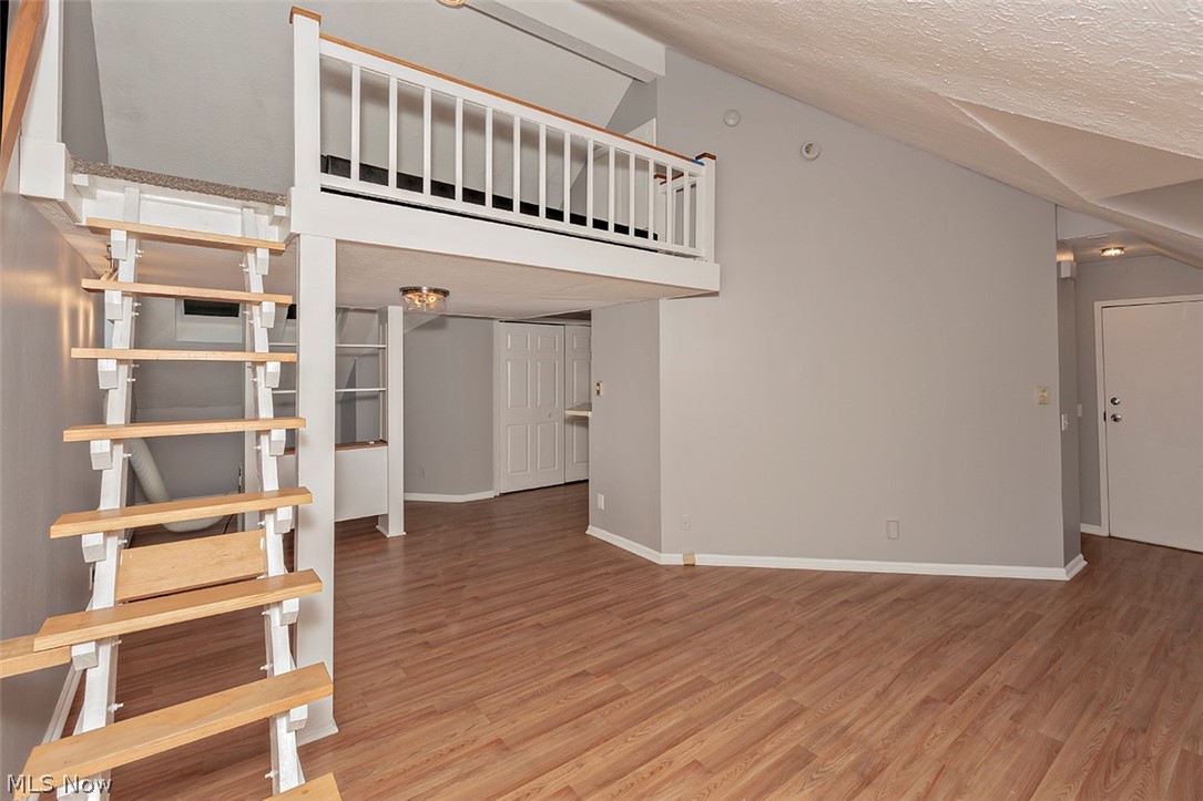 Burlington Geauga Condo - Residential