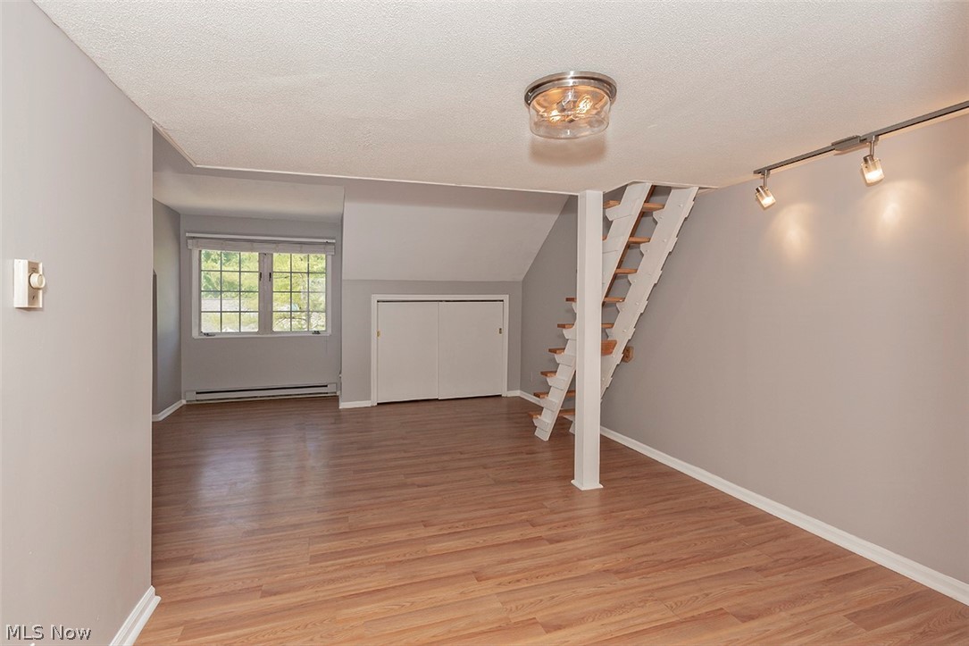 Burlington Geauga Condo - Residential