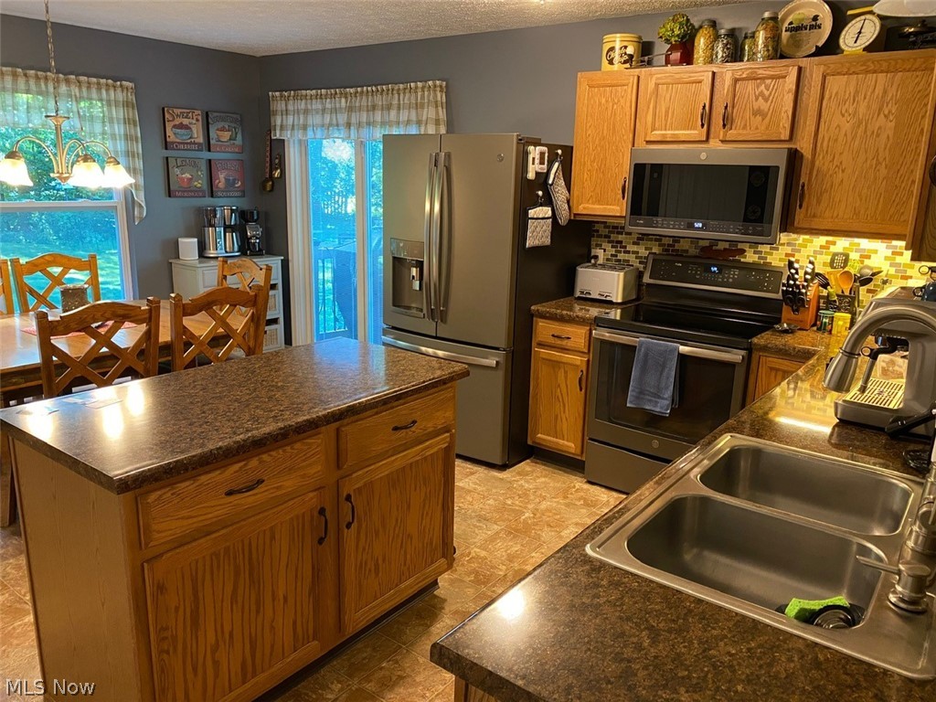 East Center-Eastland - Residential