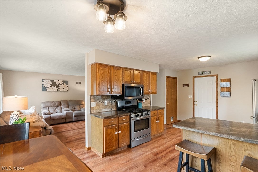 835 Johnny K Boulevard